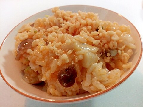 卵黄としめじと豆苗の混ぜご飯